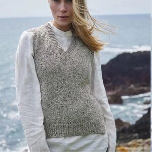 Fisherman Out Of Ireland 100% Wool Sweater Vest Oatmeal